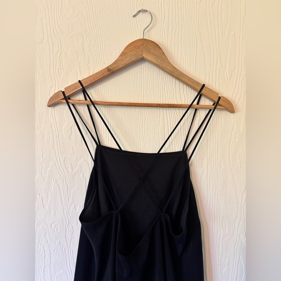 Oak and Fort Multi Spaghetti Strap Black Cross Back Relaxed Fit Mini Dress - Picture 5 of 8